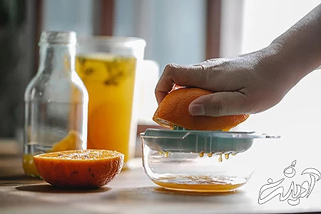 مصرف آب پرتقال در وعده صبحانه خواص آب پرتقال در صبحانه, نوشیدنی برای صبحانه, بهترین نوشیدنی برای صبحانه طب سنتی